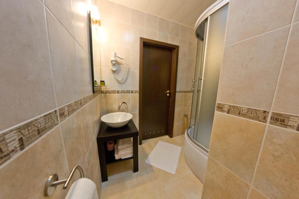 Villa Rosa Gomel Pokoj fotografie